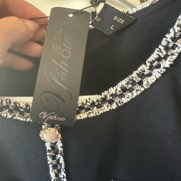 Women’s size large crew neck pencil dress - Picture 5 of 11